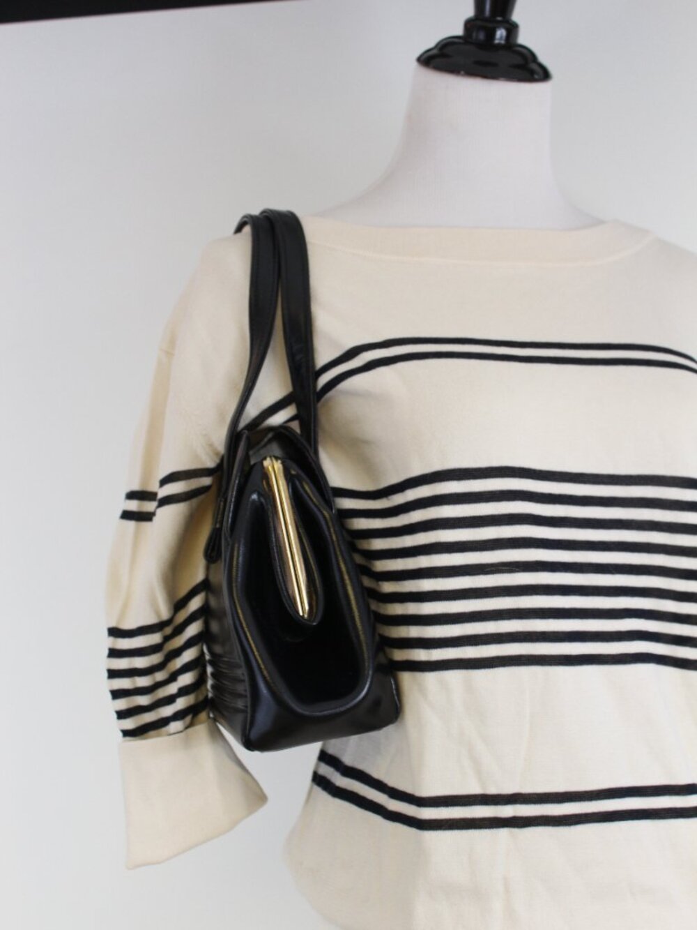 Autumn Cashmere Stripe Boat Neck Sweater Cream Black‎ Parisian Euro Summer M - Picture 2 of 9